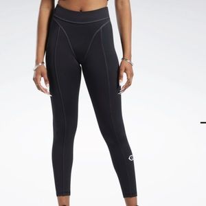 Rebook Cardi B Outfit